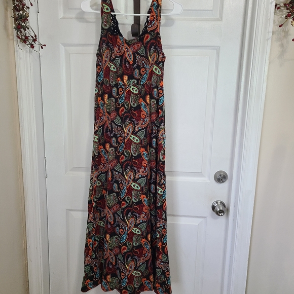 (1340) Croft and Barrow  Woman's Sun Dress, Size: Medium Color: Paisley - Picture 11 of 14